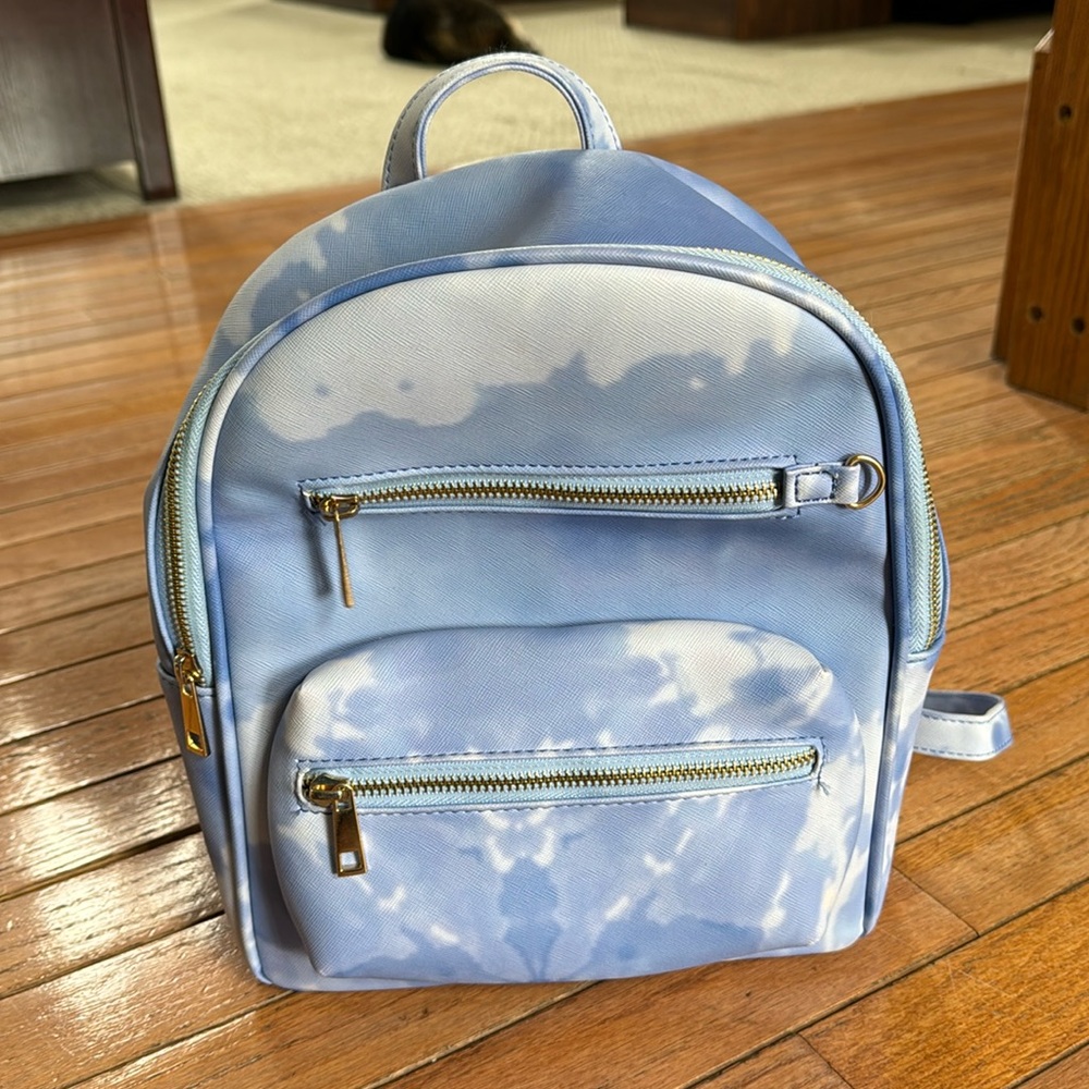 Cloud Backpack - image 1